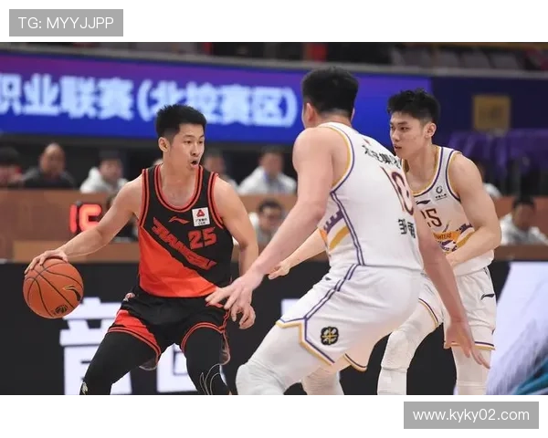 CBA联赛积极拓展商业合作新渠道推动体育产业全面升级 CBA联赛积极拓展商业合作新渠道推动体育产业全面升级