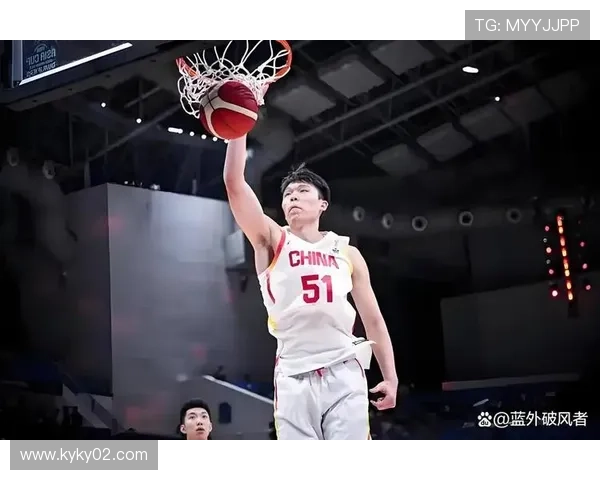 NBA开拓者队正式召回中国新星杨瀚森助力球队内线重塑竞争力 NBA开拓者队正式召回中国新星杨瀚森助力球队内线重塑竞争力